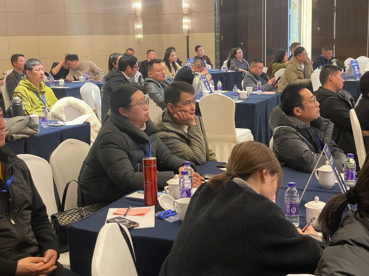 精准突破，聚势共赢 | 好美家实木地暖地板2025品牌战略峰会盛大召开